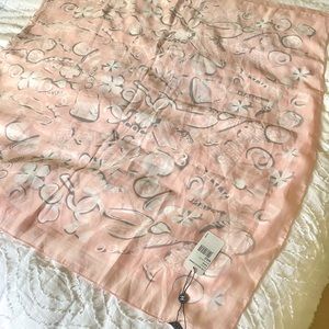 NEW CHANEL SCARF